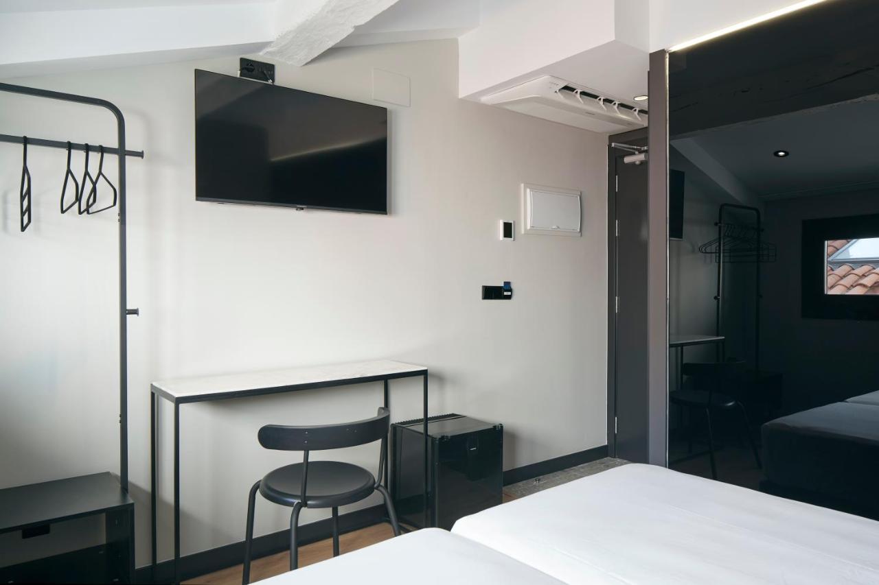 פמפלונה Hostal Espoz Y Mina מראה חיצוני תמונה